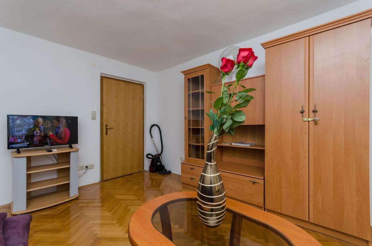 Apartments Old Town Трогір Екстер'єр фото